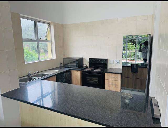 3 BEDROOM APARTMENT FOR SALE IN WESTBROOK